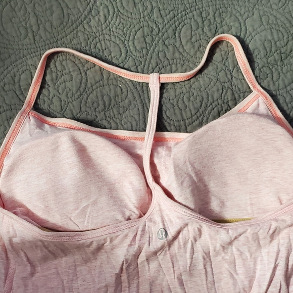Size 8 LuLu Workout Tank - Picture 2 of 2